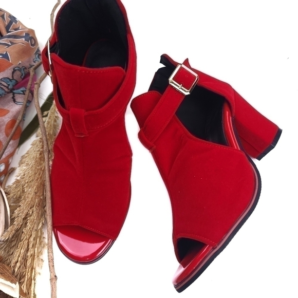 Unknown Shoes - Red Velvet Ankle Boots Size 36